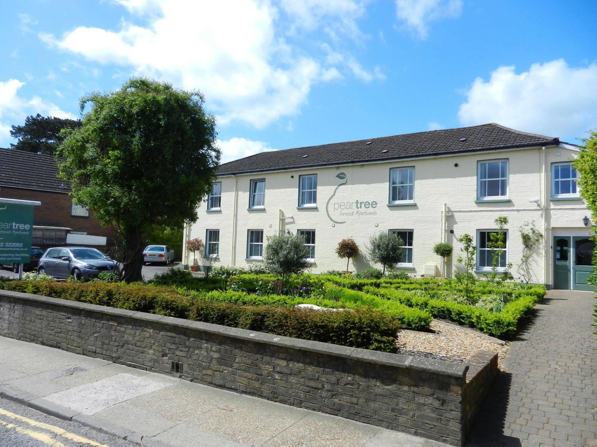 Peartree Serviced Apartments Salisbury Exterior photo