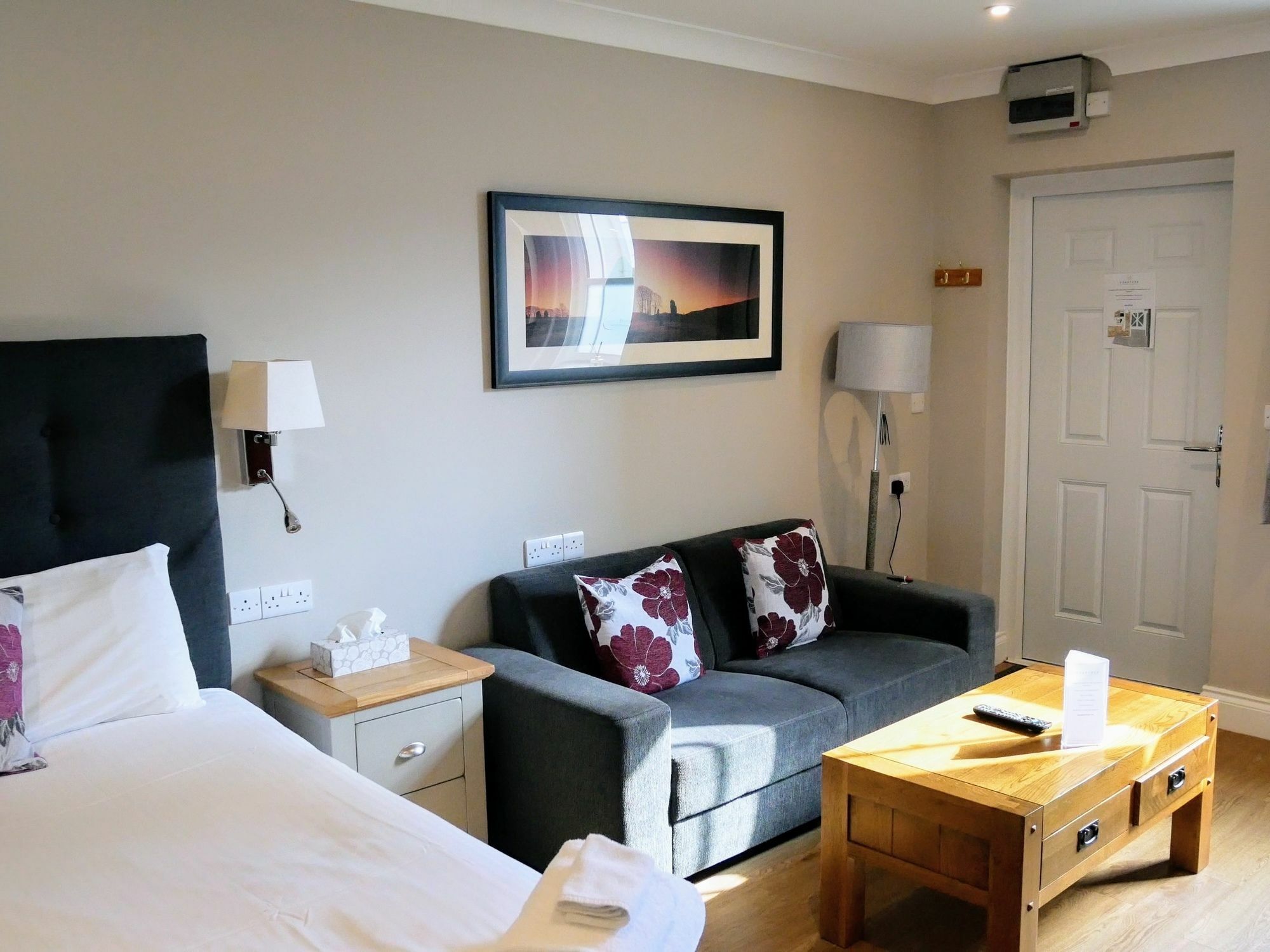 Peartree Serviced Apartments Salisbury Exterior photo