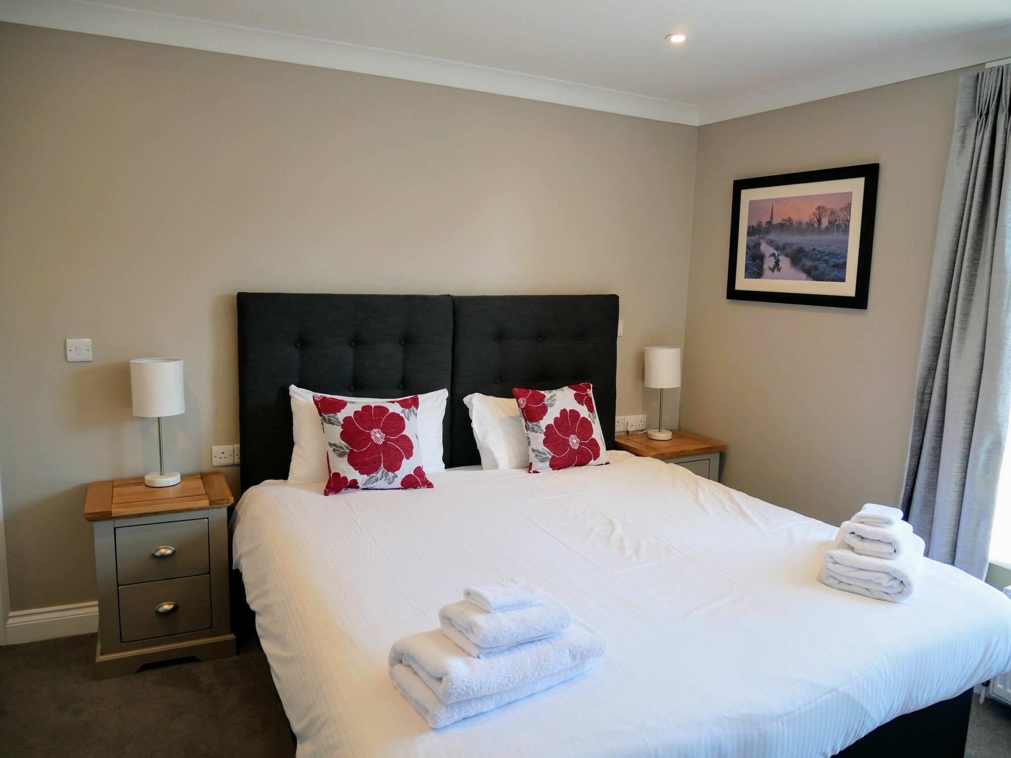 Peartree Serviced Apartments Salisbury Exterior photo